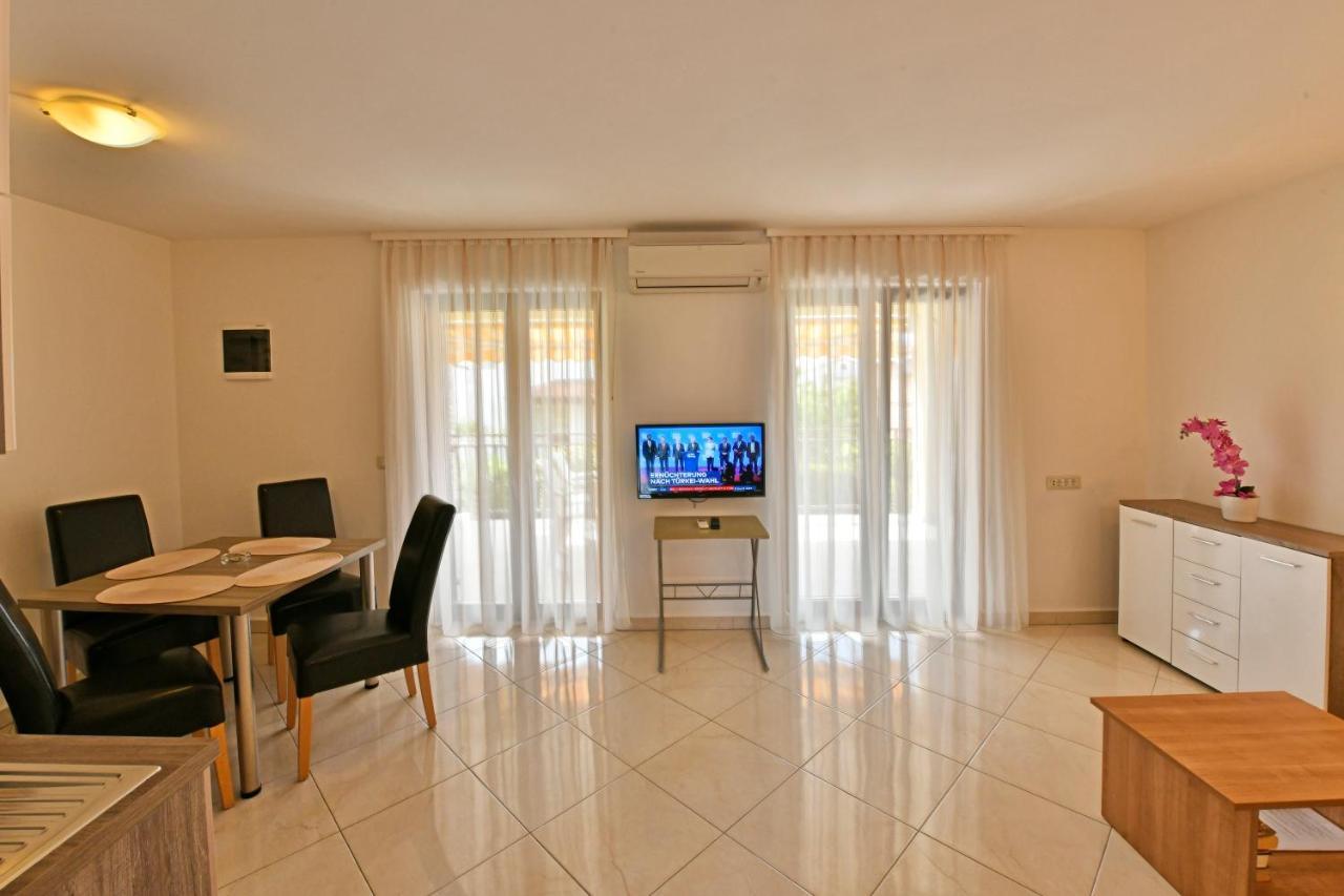 Apartments Jasmina Poreč Kültér fotó