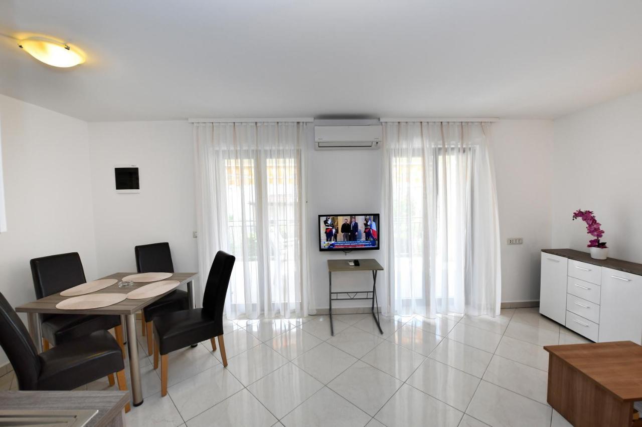 Apartments Jasmina Poreč Kültér fotó