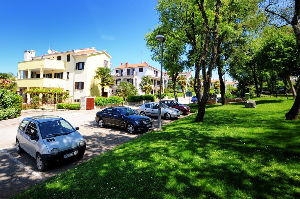Apartments Jasmina Poreč Szoba fotó